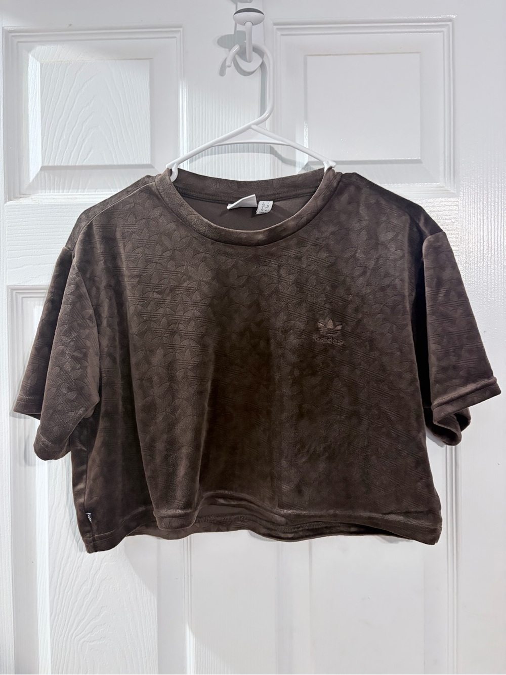 Adidas Originals Brown Monogram Velour
Cropped T-Shirt Trefoil Size M